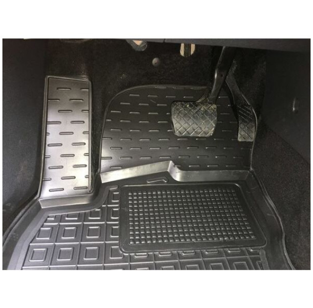 Килимки в салон гумові VW Tiguan 2018 Allspace Avto-Gumm